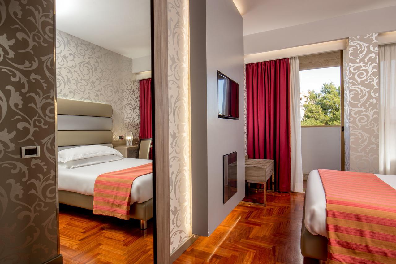 Enea Hotel Pomezia Exterior photo
