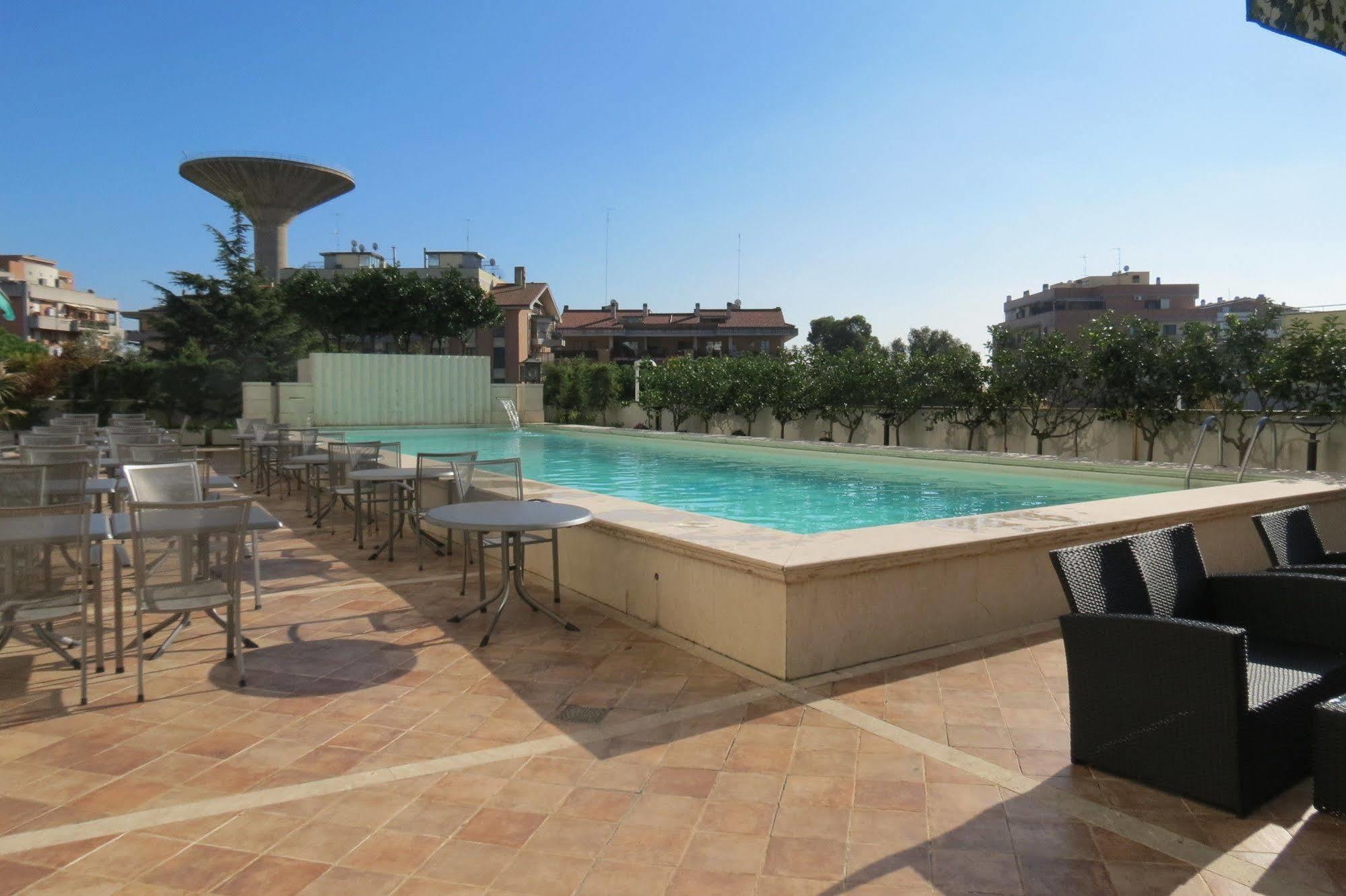 Enea Hotel Pomezia Exterior photo