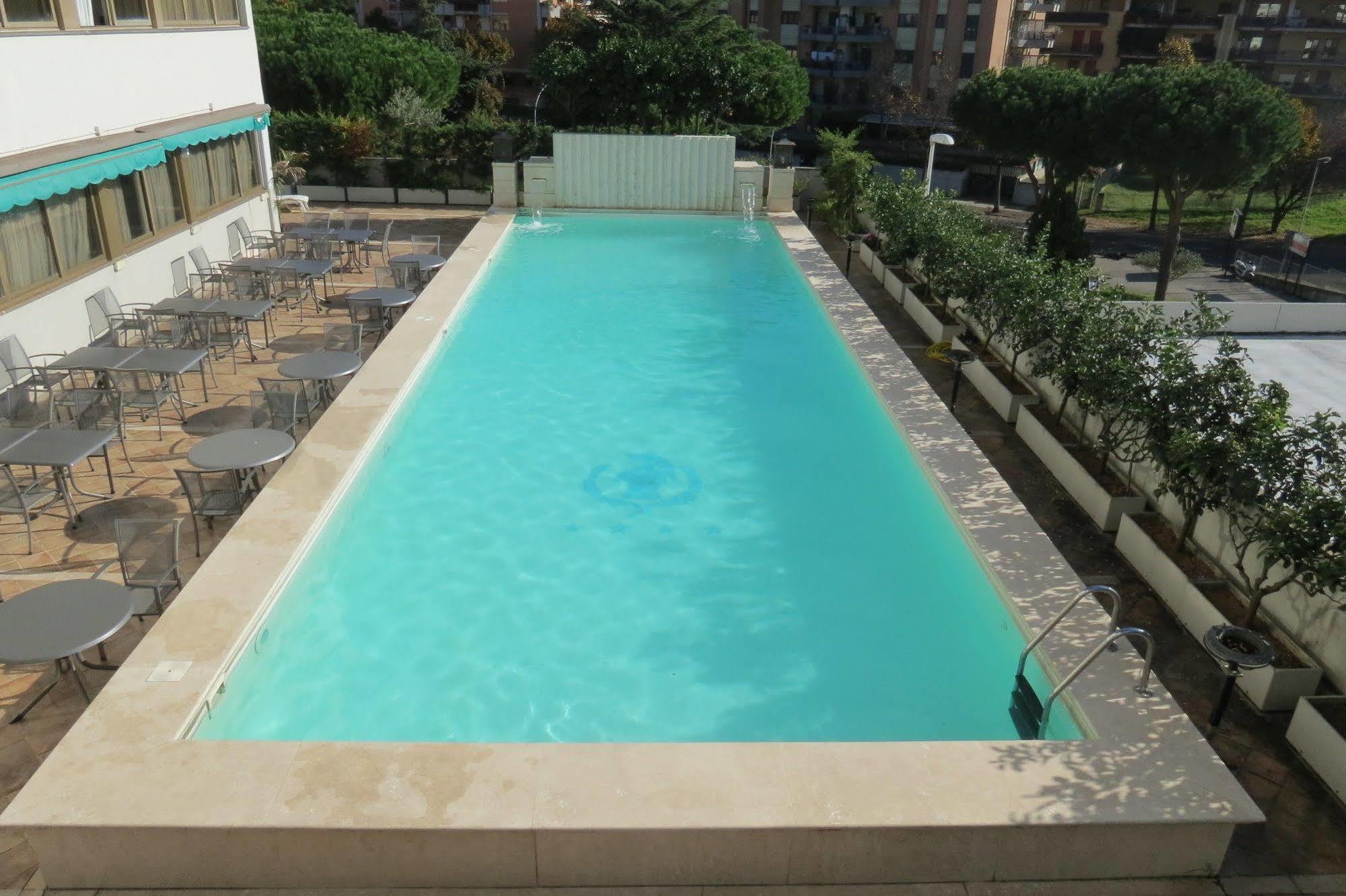 Enea Hotel Pomezia Exterior photo
